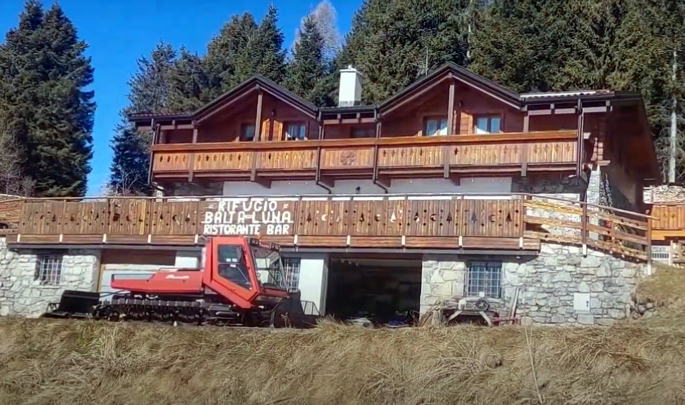 rifugio baita della luna