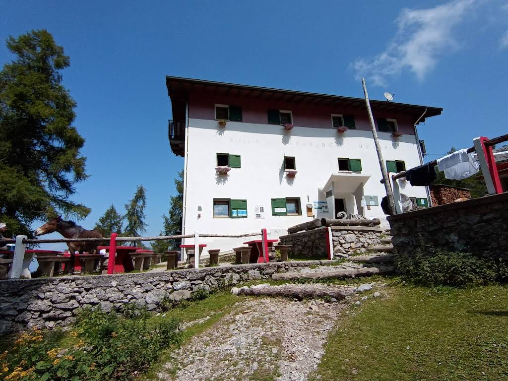 rifugio bogani