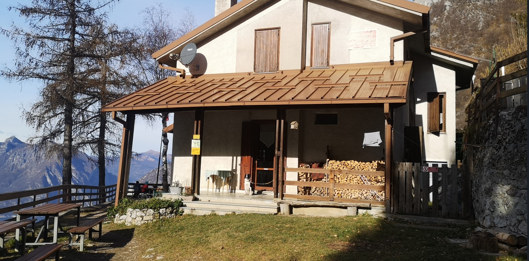 rifugio stoppani lecco laghi e valli