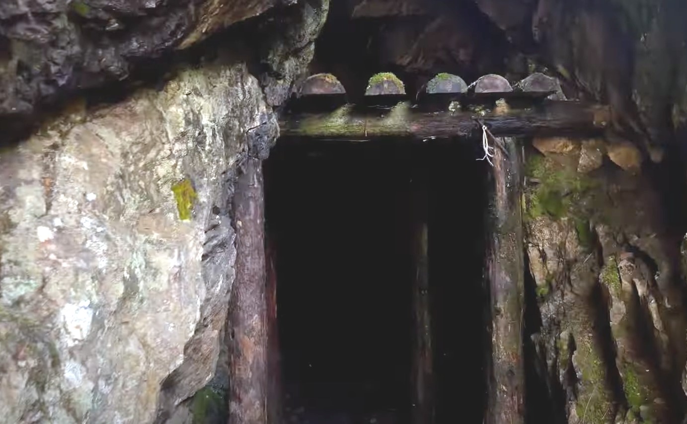 miniere di ferro valvarrone