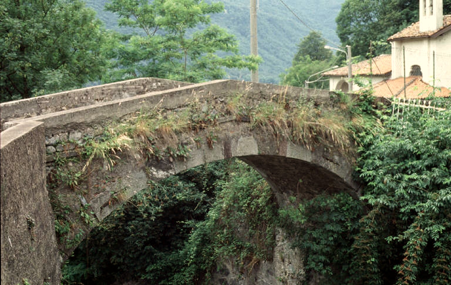 ponte dele streghe primaluna