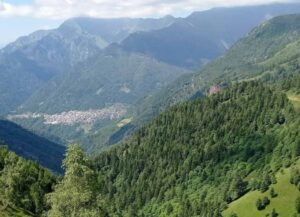 Nel verde dell’Alta Valsassina fino al Rifugio Ombrega