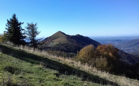 Paesaggio a 360 gradi dal Cornizzolo